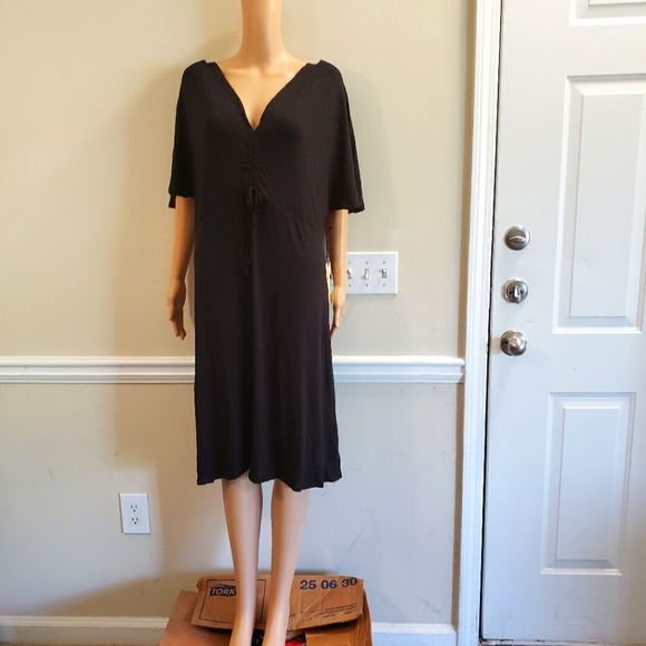 Liberty Love Maternity Midi dress - Picture 2 of 12